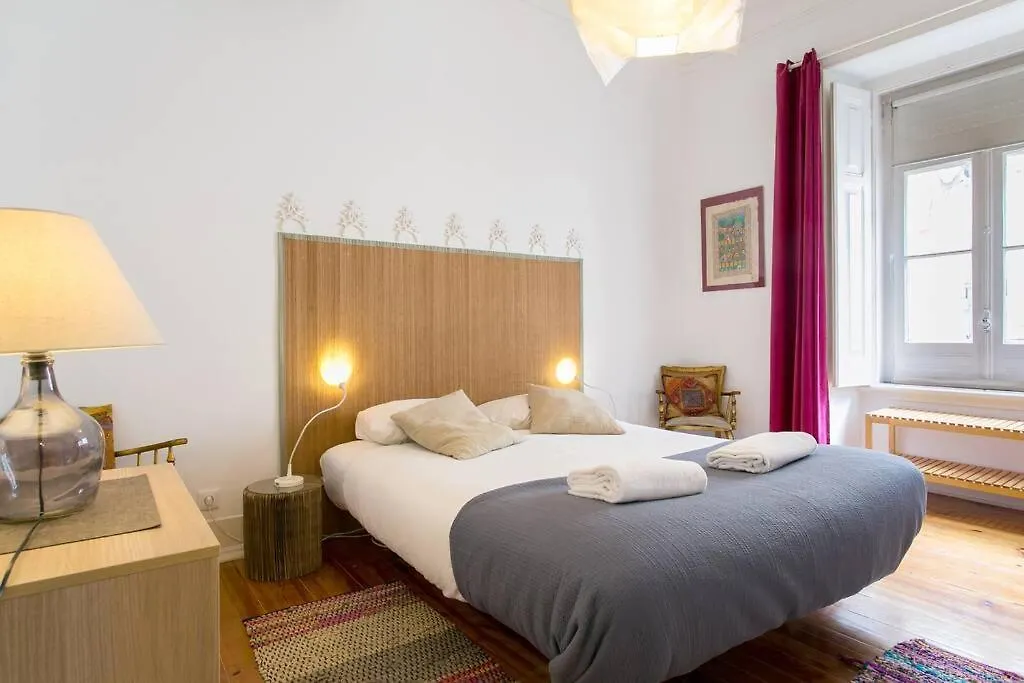 Principe Real Cool And Artistic 3 Bedrooms Flat! Lissabon